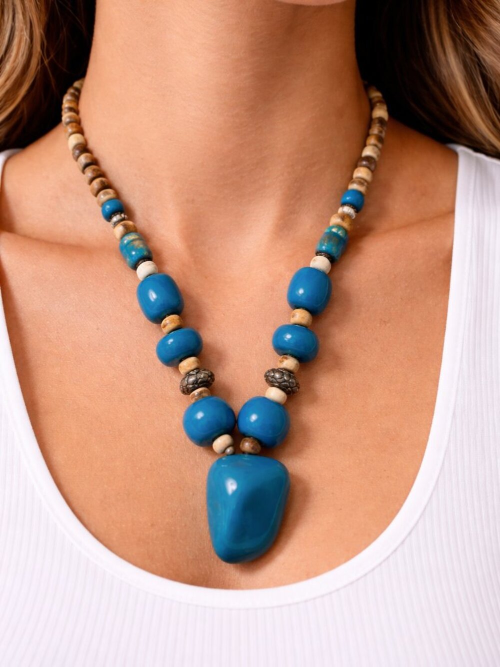 Boho Blue & Cream Pretty Necklace vintage, All around length 27 in, New with tag
